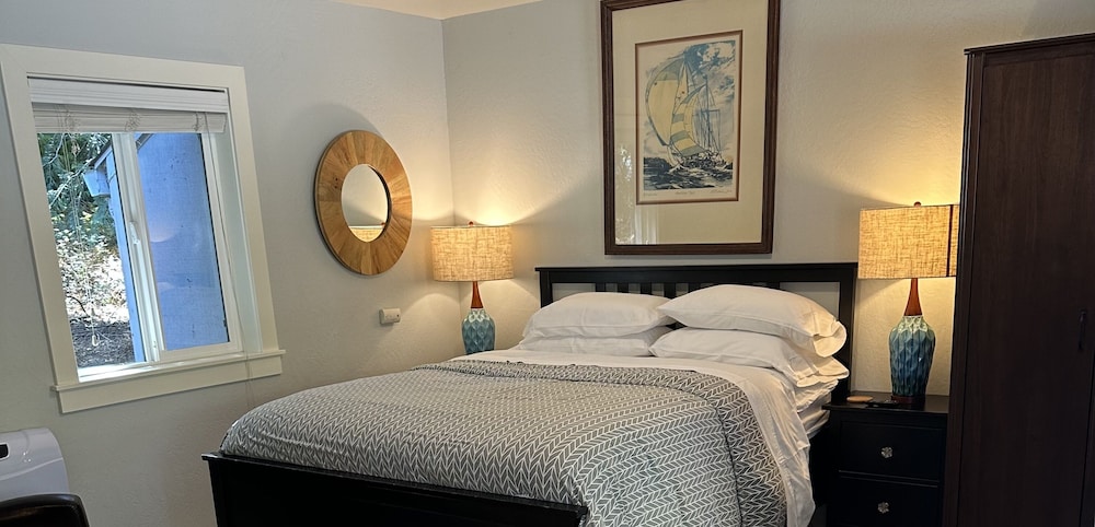 Grass Valley Vacations - The Pines Inn and Cottages - Property Image 5