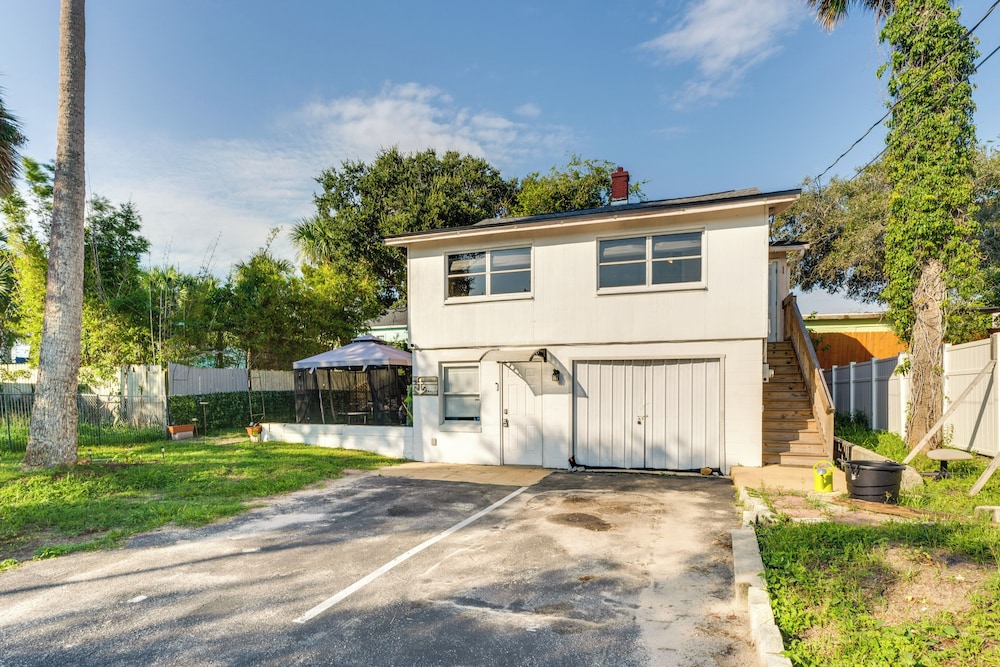 Quiet Apt: Walk to Daytona Beach + Water Park!