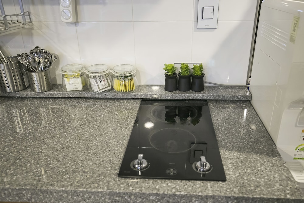 Philstay Myeongdong Station - Hostel
