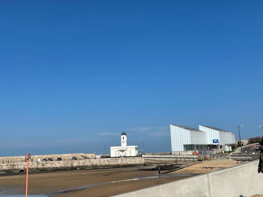 Cozy 1-bedroom Apartment Near Margate Seafront