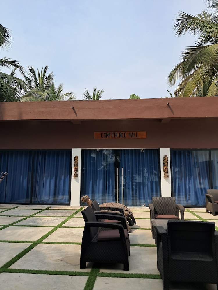 THE BIG BLUE RESORT AND SPA