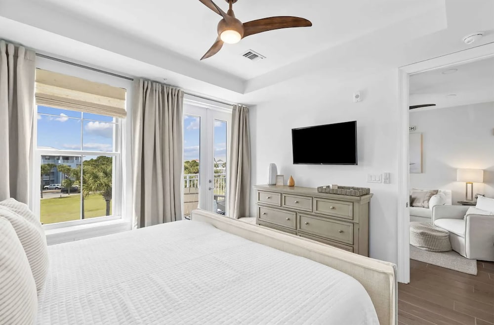 Gulf Place Residences 203