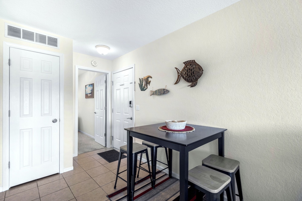 The Nook at Weston Point - Cozy Condo Getaway