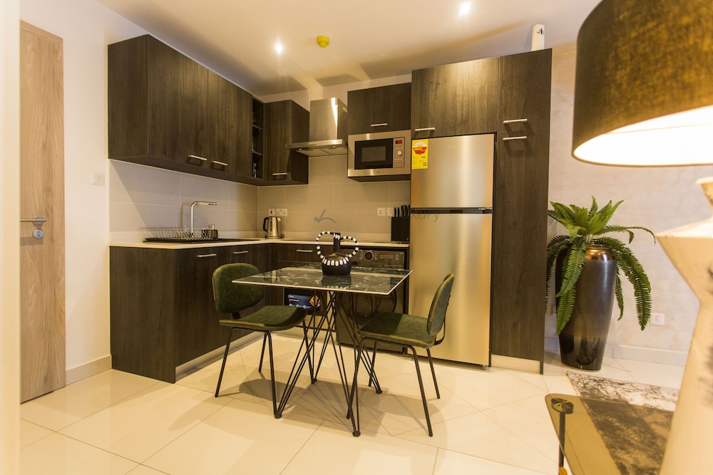 Accra Luxury Apartments at Loxwood