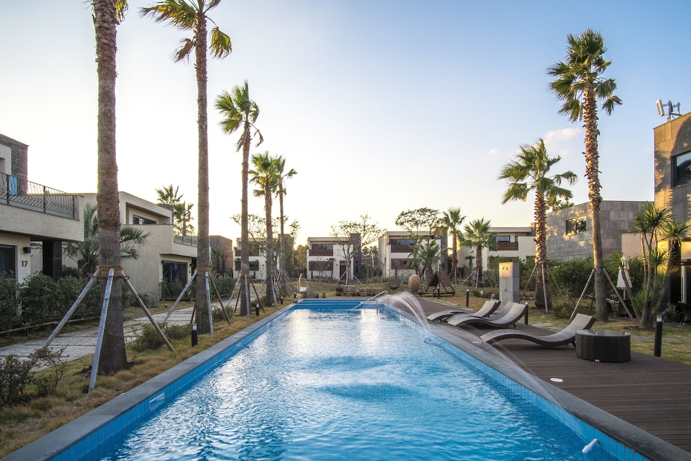 Leeum Island Spa & Pool Villa