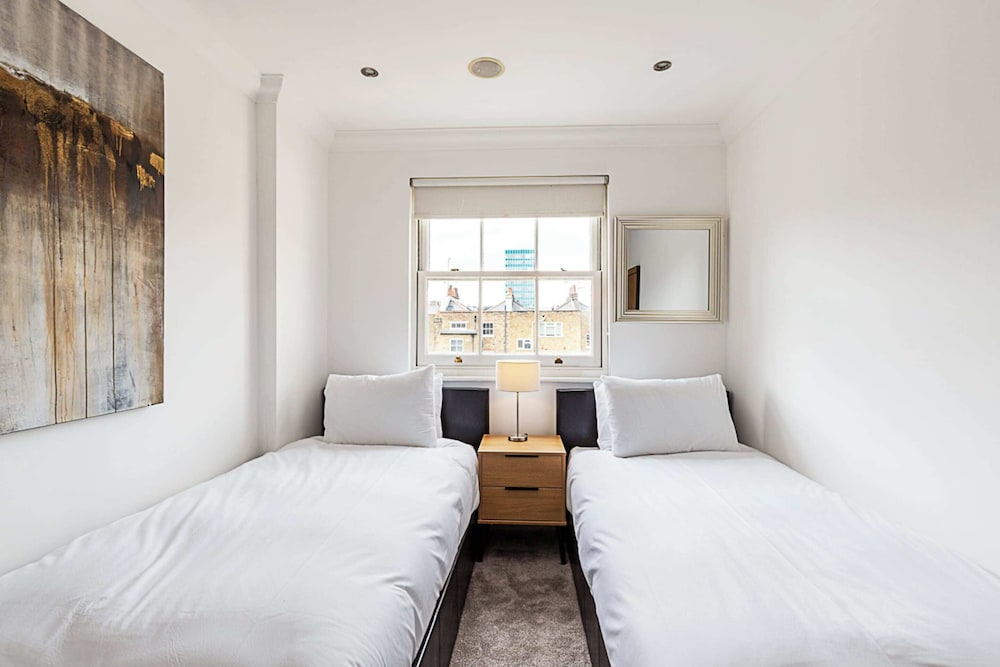 Elegant and Cosy Family Apartment in Marylebone