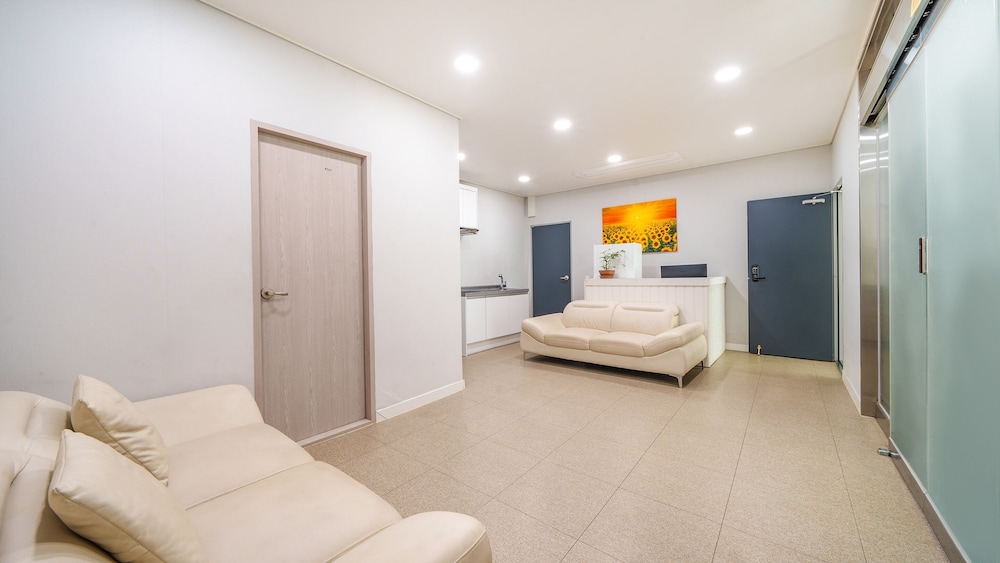 Gyeongju Gampo Laviangrose Pool Villa