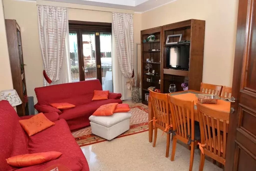 Friendly House Rome
