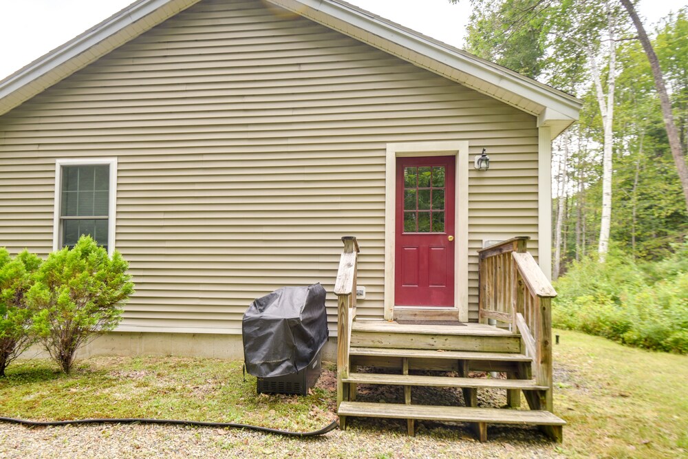 Cozy Campton Home: 10 Mi to Tenney Mountain Resort view 4