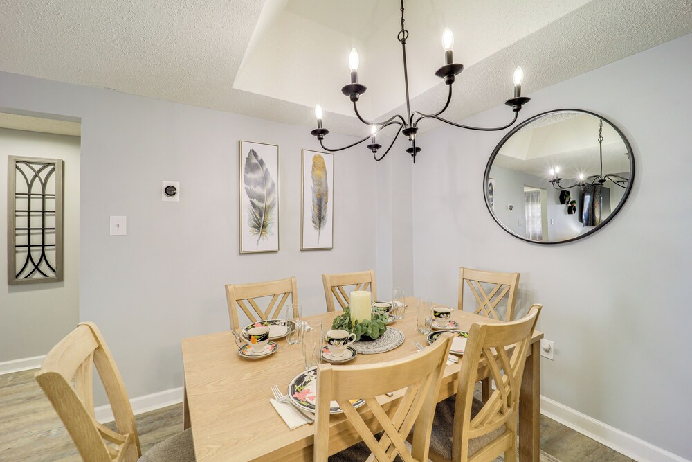 3 Mi to Sugar Mountain Ski Resort: Cozy Getaway!