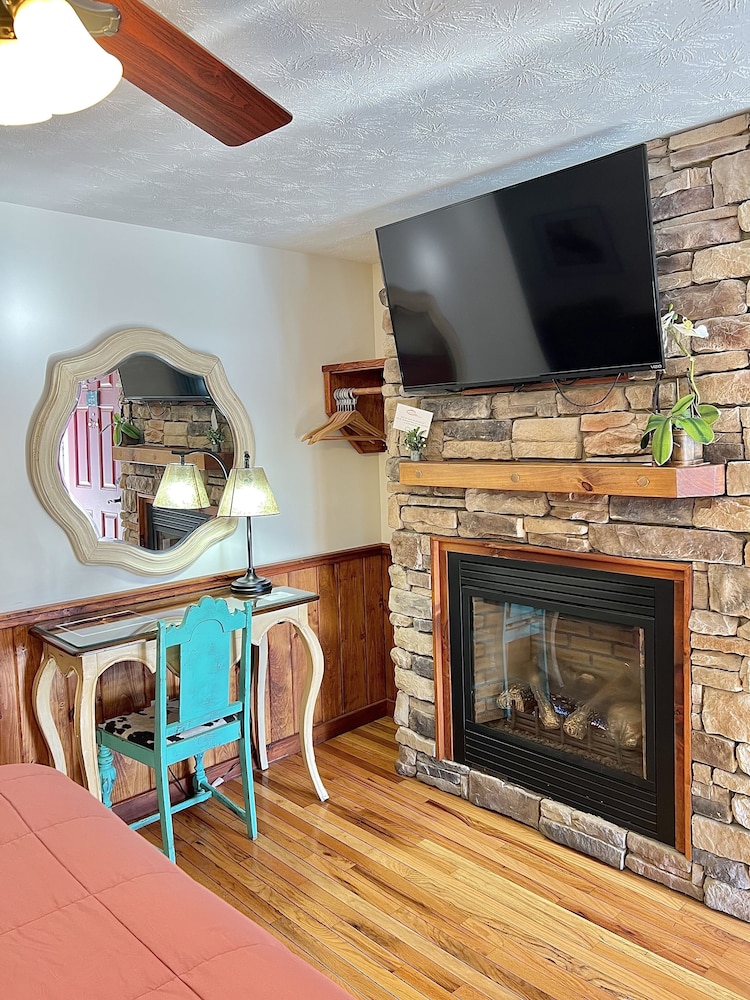 The Homestead Inn