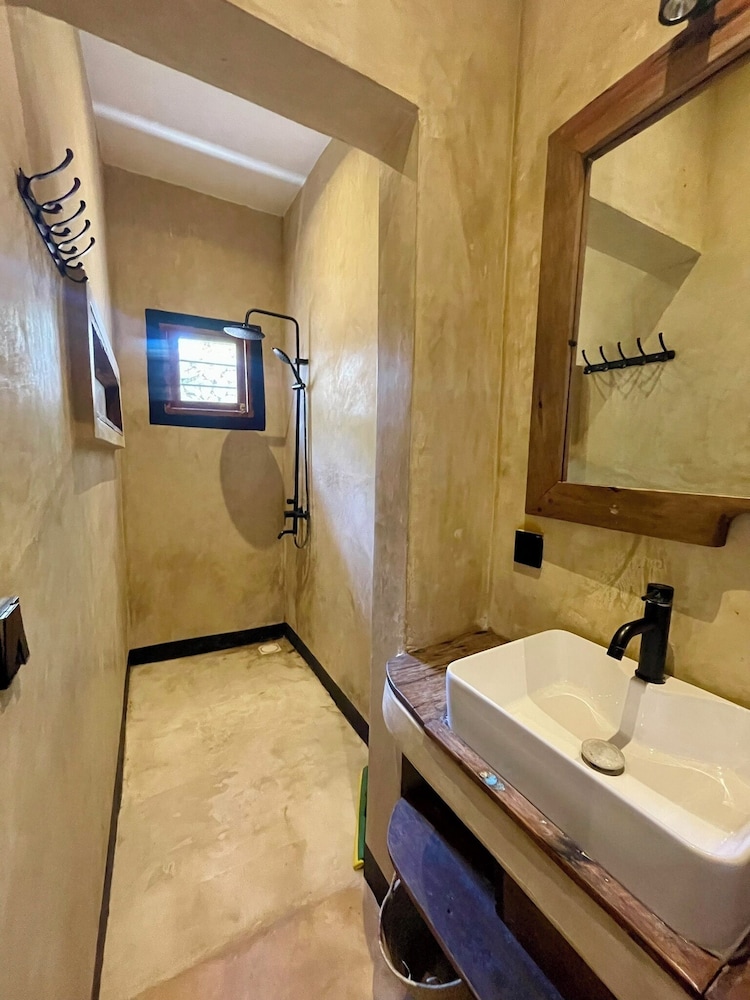 Baobab Bungalows