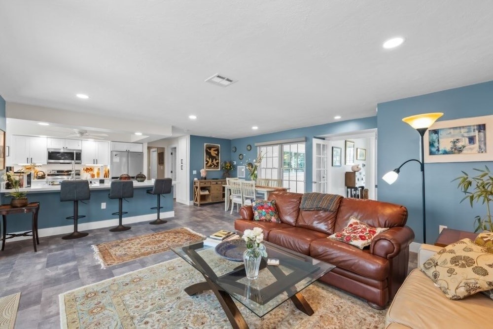 Waters Edge 3 Bedroom Home