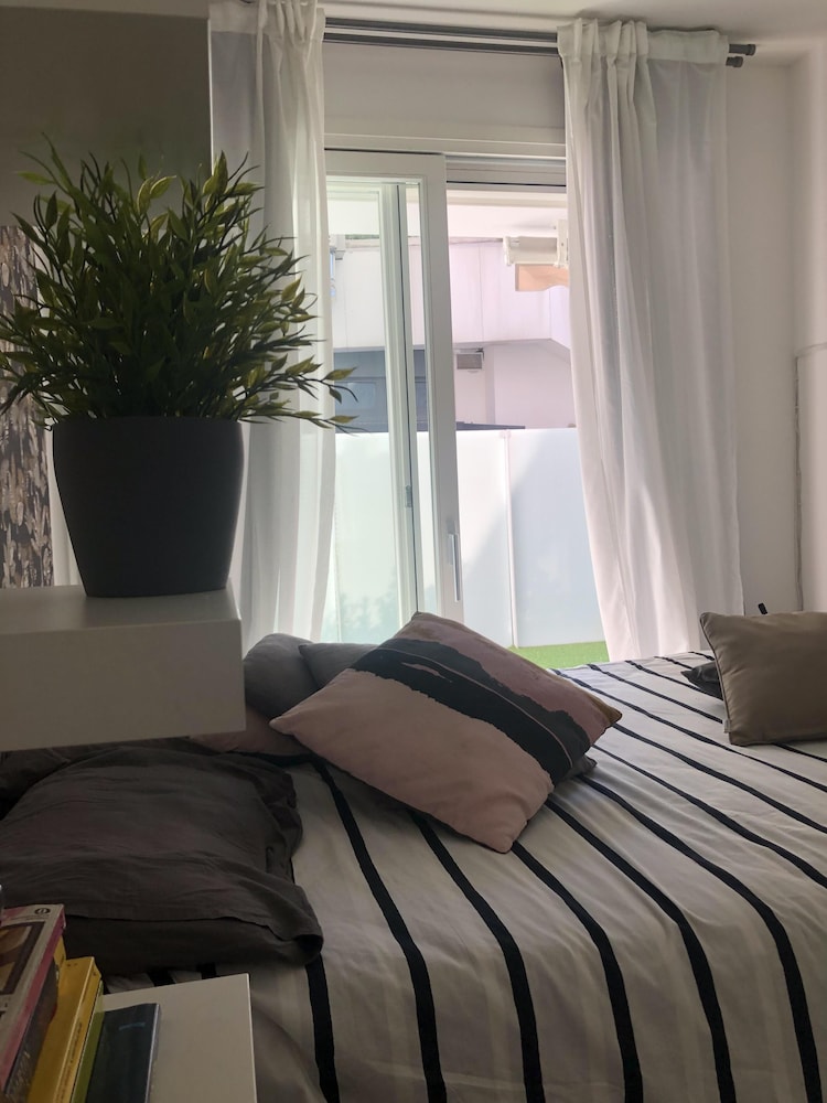 The Italian Home