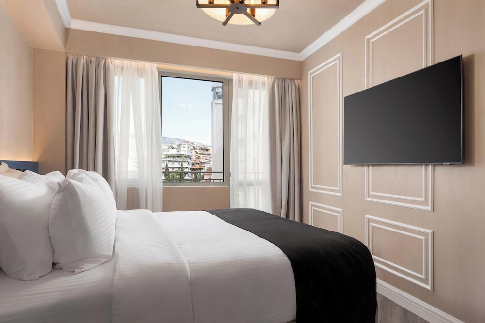 Acropolis Luxury Athens Suites