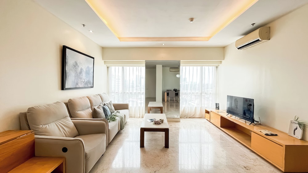 Contemporary Minimalist 2Br Apartment At Somerset Berlian Kebayoran Lama