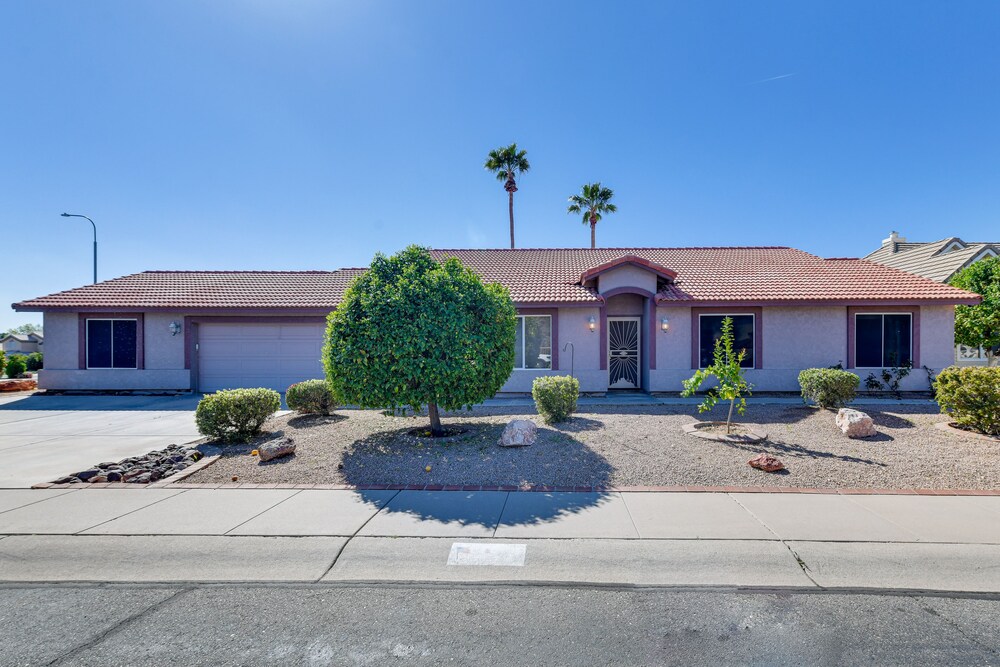 Quiet Chandler Home w/ Game Room, 2 Mi to Downtown view 5