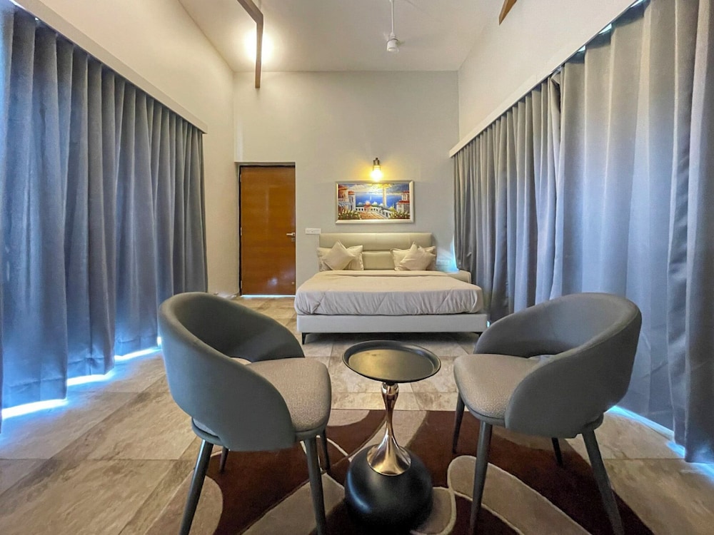 Kings Villa