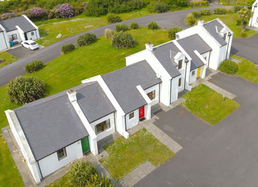Achill Sound Holiday Village view 3