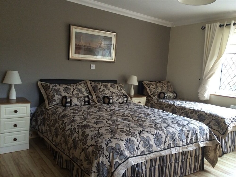 Plantation Lodge B&B