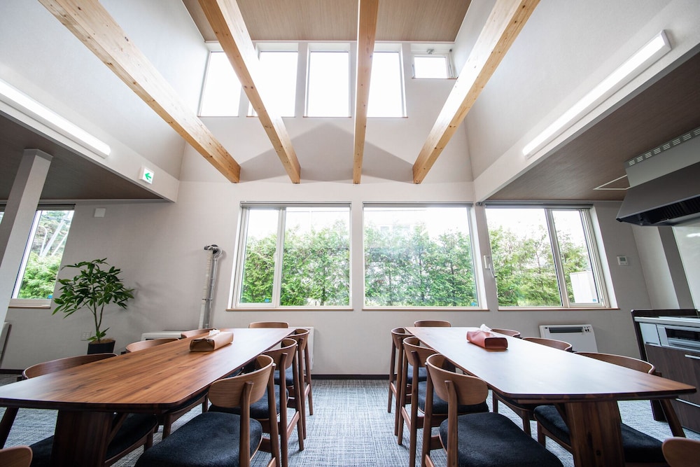 meeting & event spaces