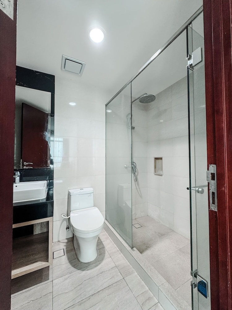 Staycation Jakarta Kensington Royal