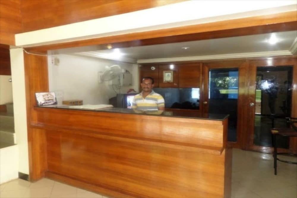 Cinderalla Inn Lodging view 2