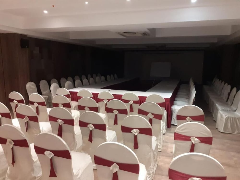 meeting & event spaces