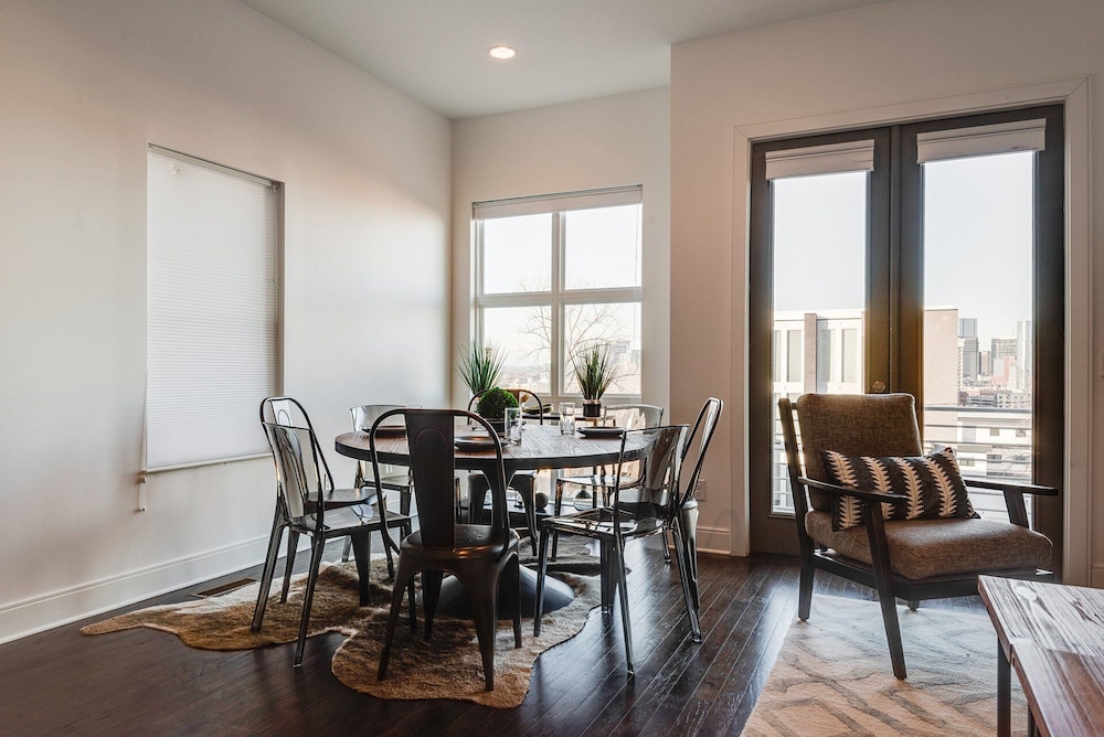 Nashview- Heart of Gulch - 360º Views of Downtown!