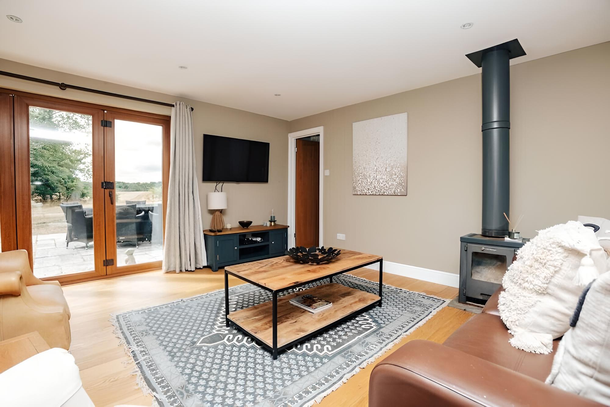 The Woodlands in Kidmore End view 5