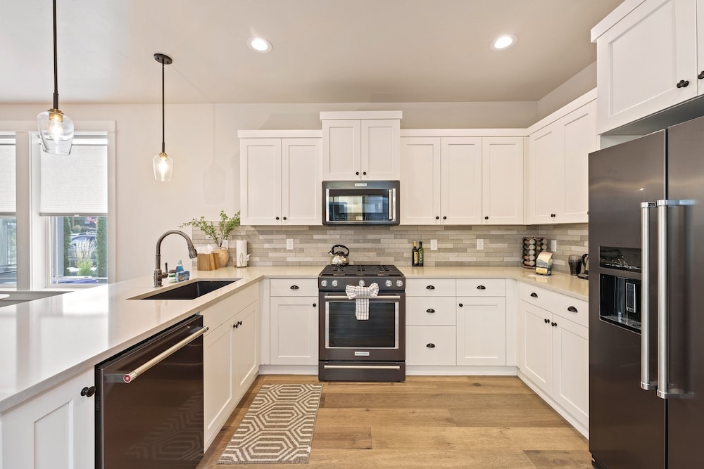 S'more Bend 4 Bedroom Home