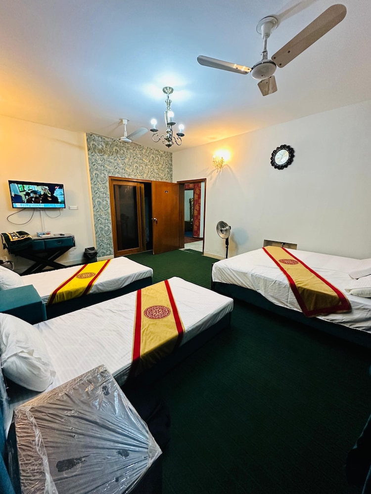Capital Index Lodge C view 3