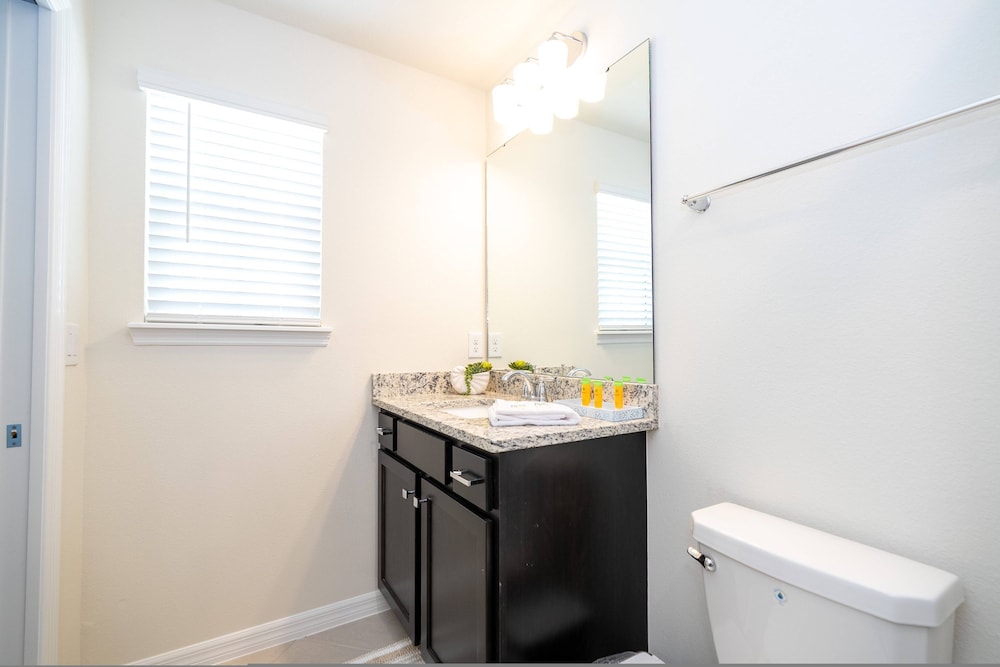 Windsor Cay 7BR Water Park Free