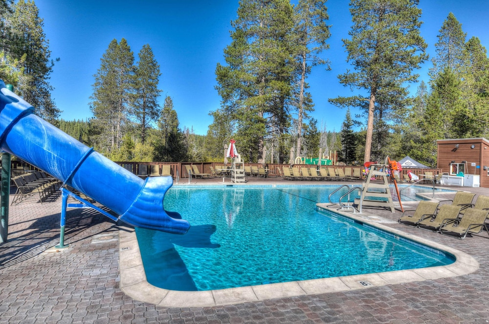 Lake Tahoe Vacations - Lux Leisure - Property Image 10