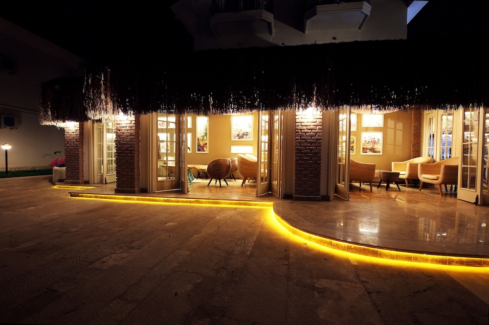 The PINEHILL Otel & Süitler - Image 24