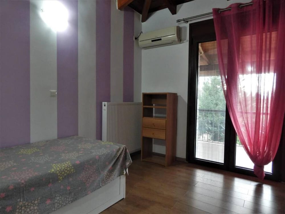Stone Villa Maria in Fthiotida view 3