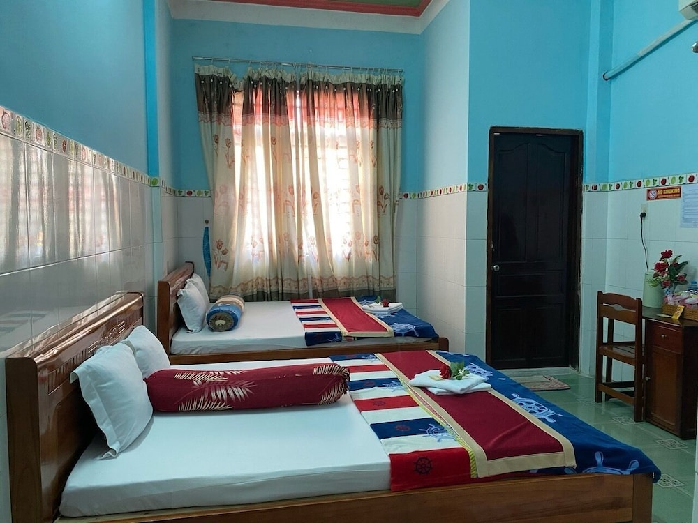 Hotel Ngoc Mai 2 view 2