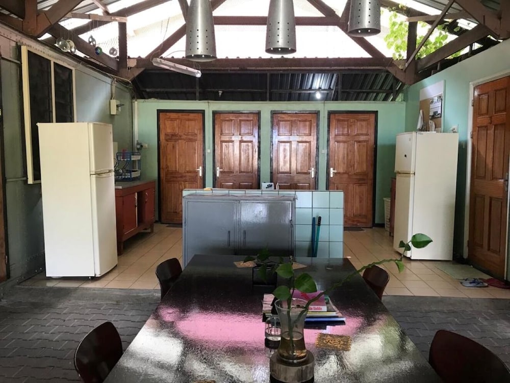 Unu Pikin Guesthouse