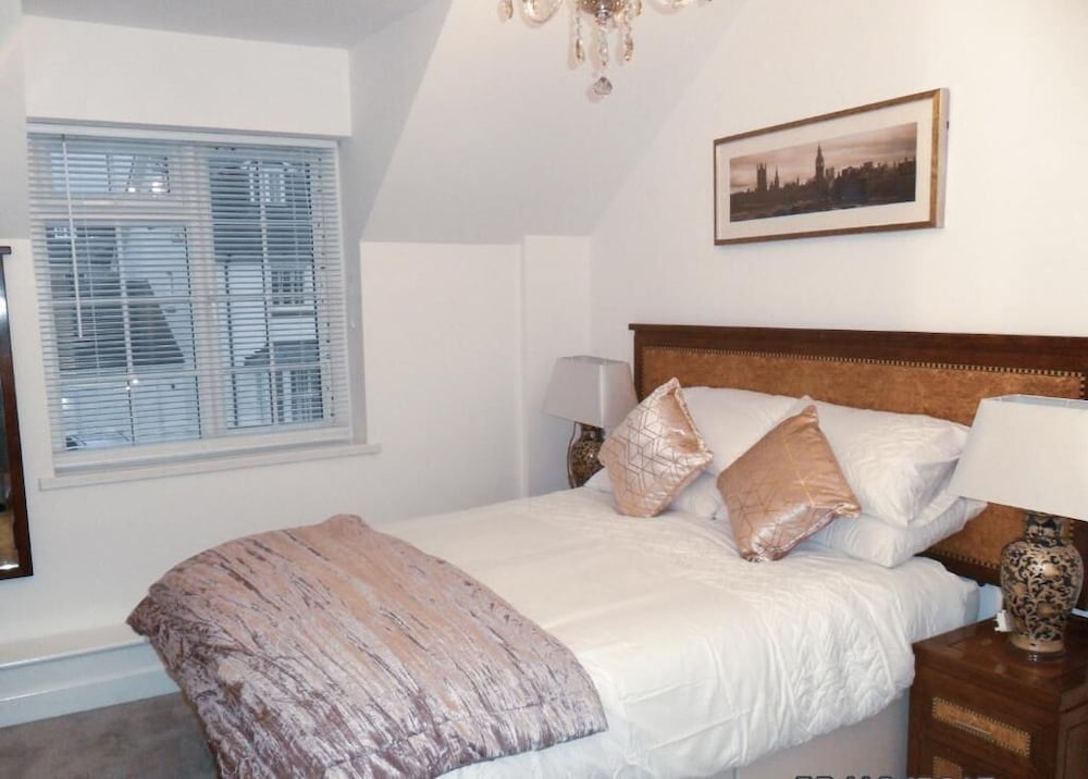 Ramsgate Vacations - White Stag Lodge - Property Image 43