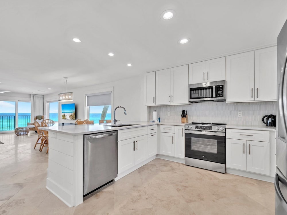 Blue Mountain Beach Villas 5A