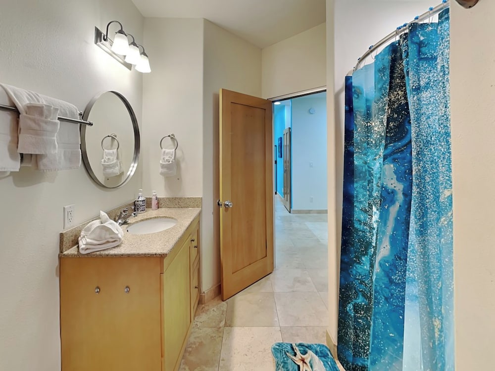 Sea Breeze by Ryson Vacation Rentals