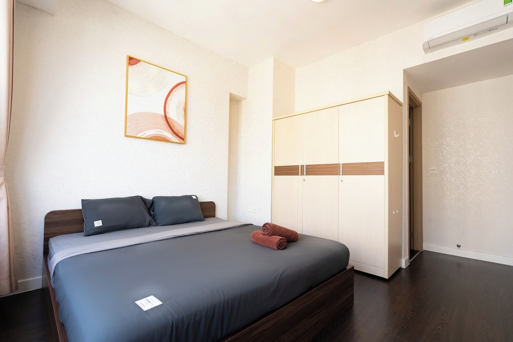 Annie Apartment - Rivergate Resident
