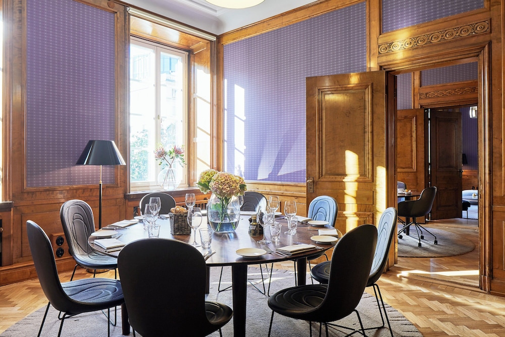 meeting & event spaces