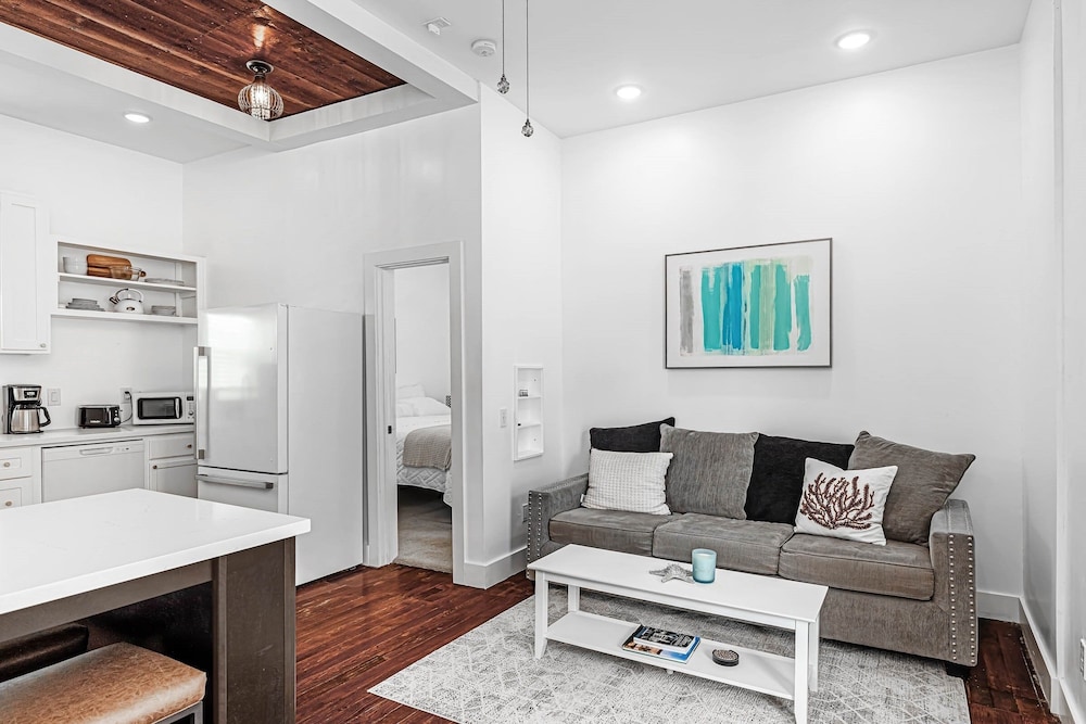 Mini G 2 Bedroom Home