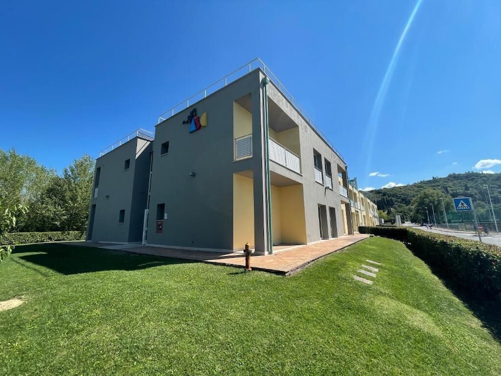 Hotel Arezzo ASC - Image 1