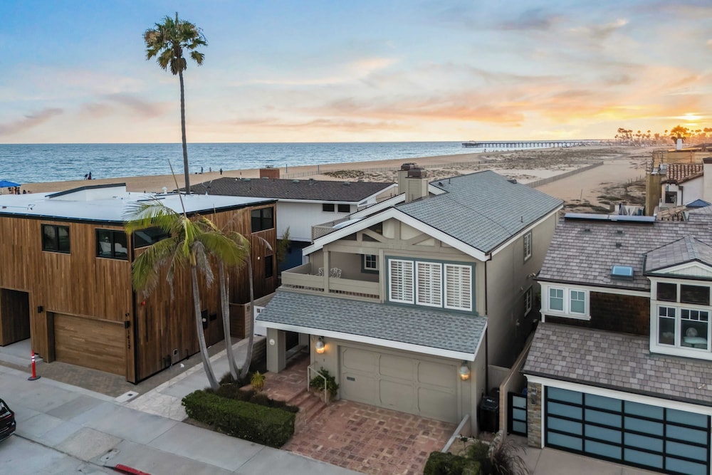 Oceanfront Home Walk to Balboa Pier + Scenic Views Balboa Peninsula Point by Avantstay