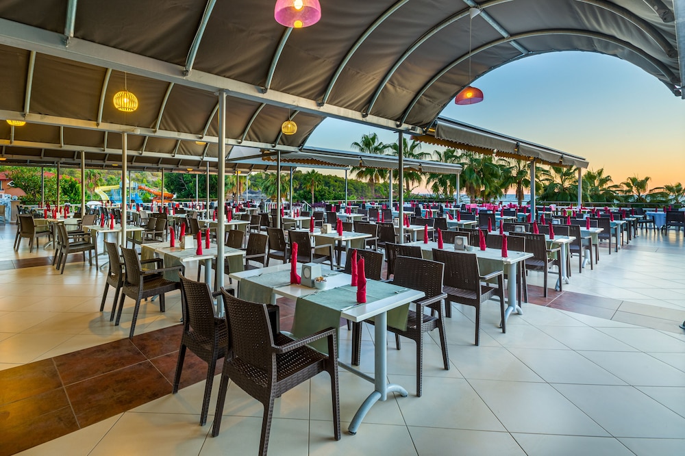 Justiniano Club Alanya – All Inclusive