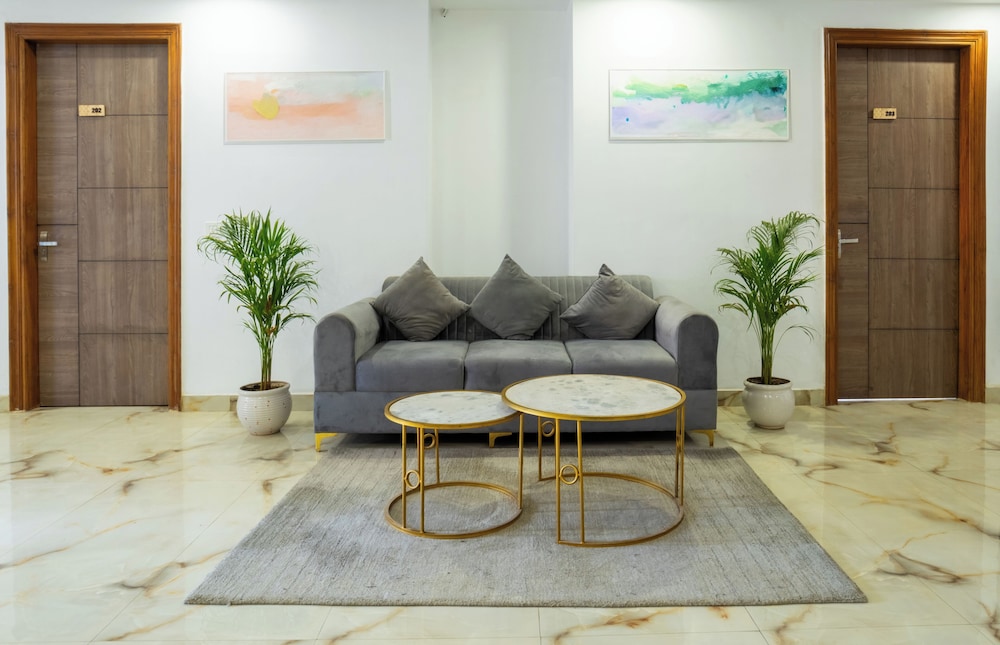 Housr 46 M2K Corp Near Park Hospital