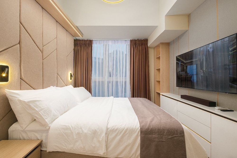 Uptown Park Suites Tower 2