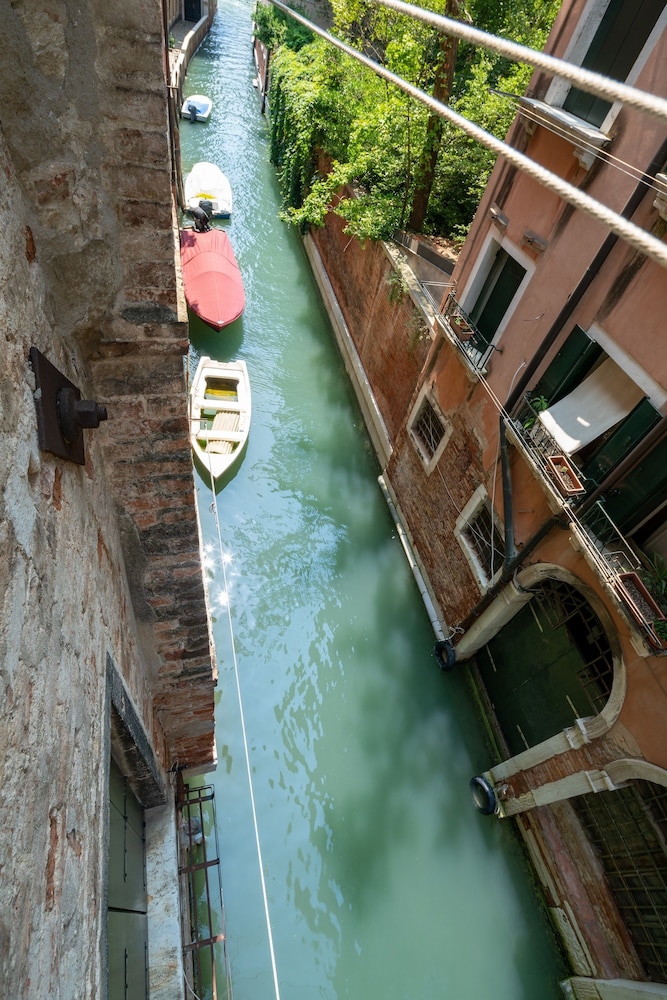 San Polo Canal View Apartments